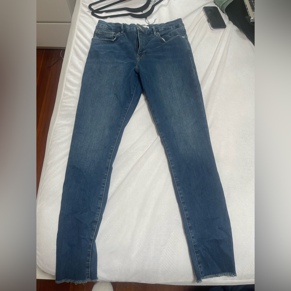 Good American raw hem skinny jeans